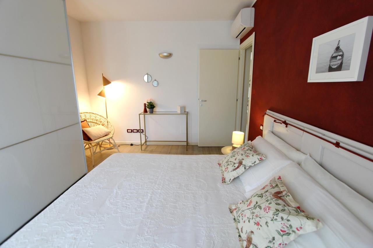 La Casa Di Cele Apartman Desenzano del Garda Kültér fotó