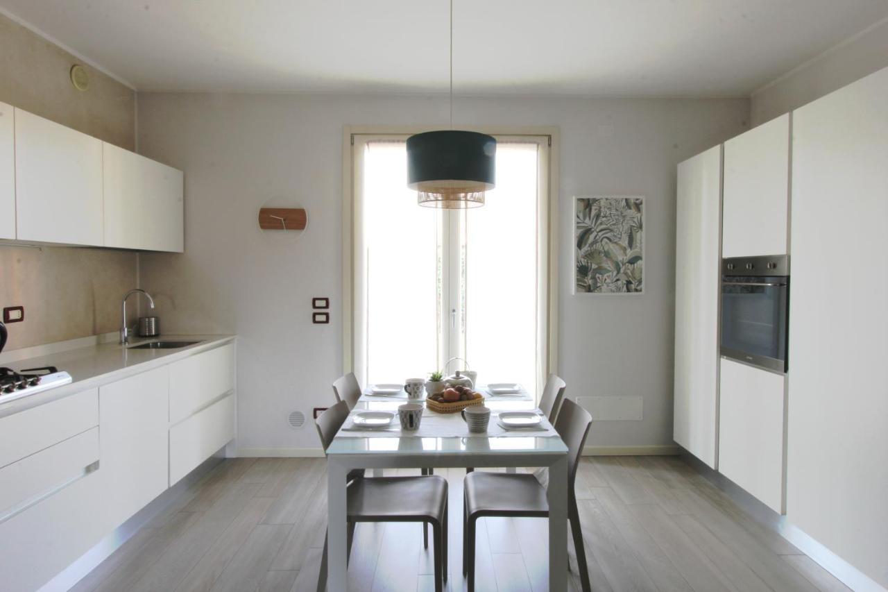La Casa Di Cele Apartman Desenzano del Garda Kültér fotó